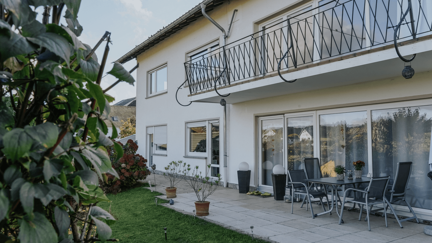 Predaj domu 406 m², pozemek 799 m², Heilberscheid, Porýnie-Falcko Predaj domu 406 m², pozemek 799 m², Heilberscheid, Porýnie-Falcko