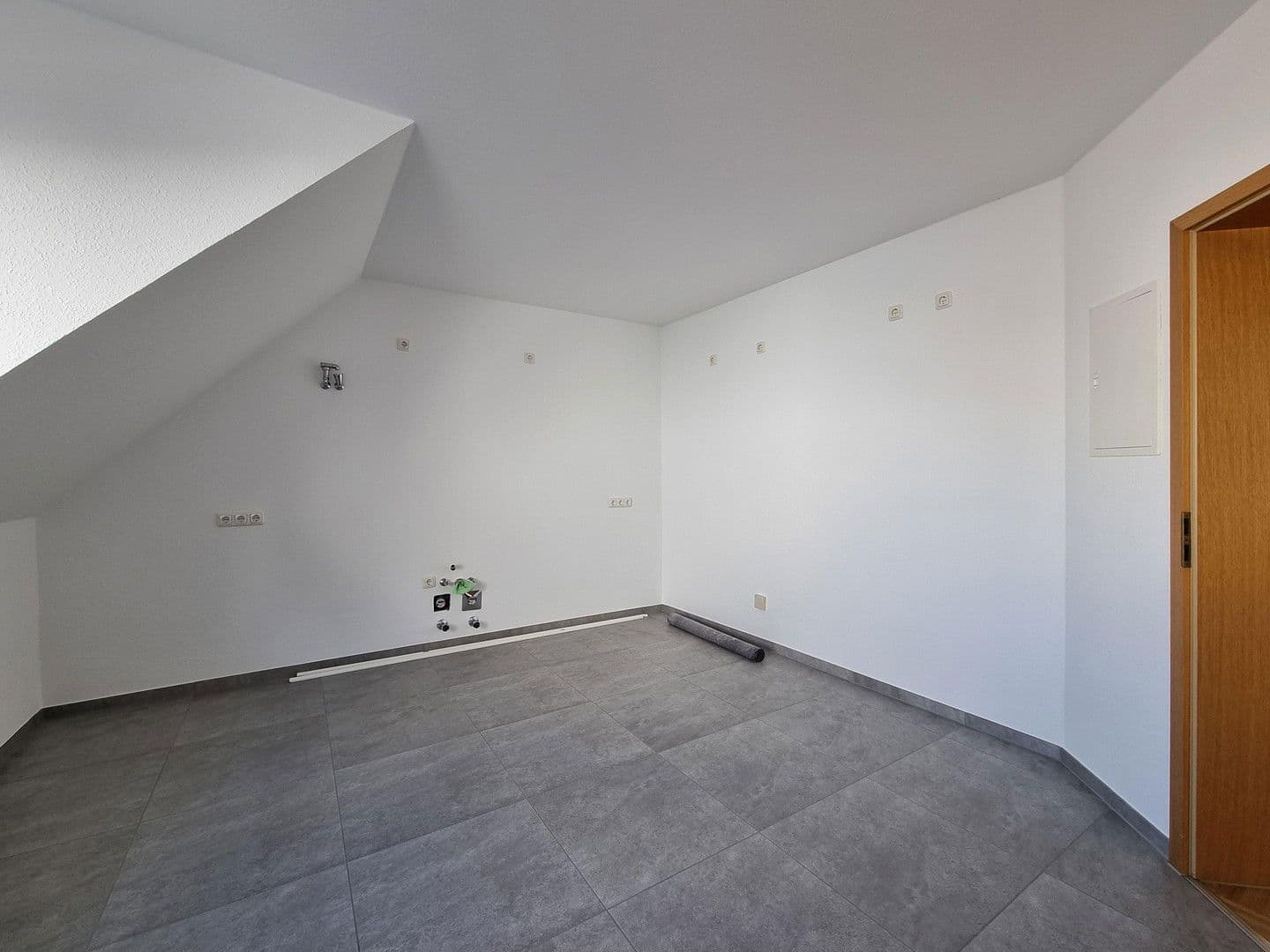 Prenájom bytu 3-izbový 119 m², Bochum, Severné Porýnie - Westfálsko Prenájom bytu 3-izbový 119 m², Bochum, Severné Porýnie - Westfálsko