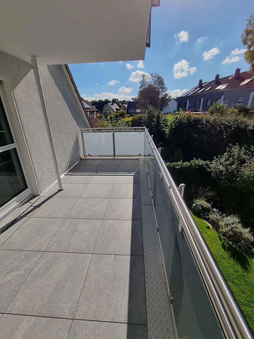 Prenájom bytu 3-izbový 119 m², Bochum, Severné Porýnie - Westfálsko Prenájom bytu 3-izbový 119 m², Bochum, Severné Porýnie - Westfálsko