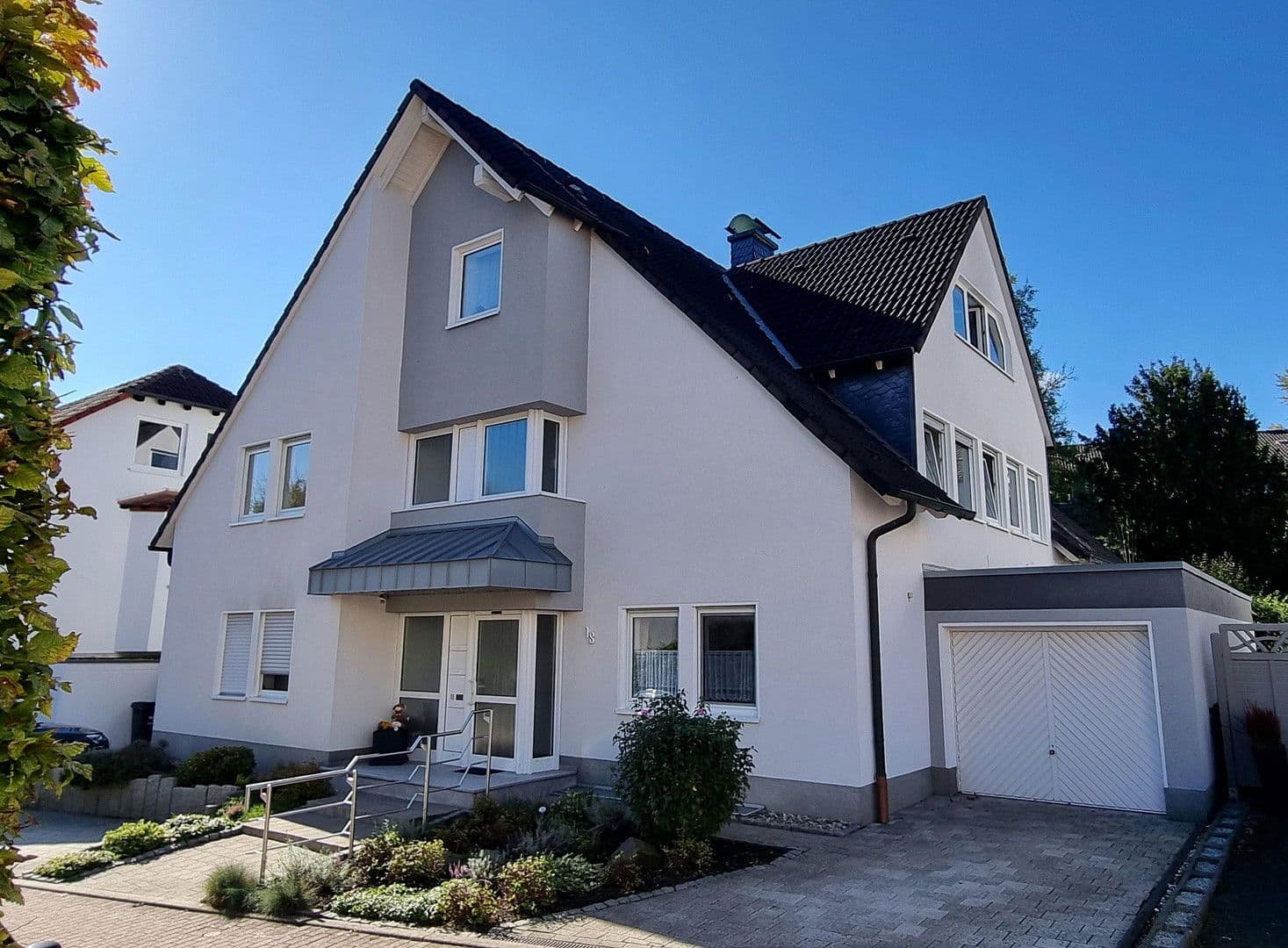 Prenájom bytu 3-izbový 119 m², Bochum, Severné Porýnie - Westfálsko Prenájom bytu 3-izbový 119 m², Bochum, Severné Porýnie - Westfálsko