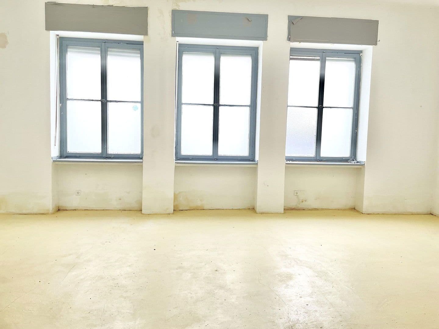 Prenájom nebytového priestoru 111 m², Hagen, Severné Porýnie - Westfálsko Prenájom nebytového priestoru 111 m², Hagen, Severné Porýnie - Westfálsko