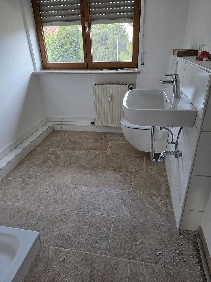 Prenájom bytu 3-izbový 85 m², Landau, Porýnie-Falcko Prenájom bytu 3-izbový 85 m², Landau, Porýnie-Falcko