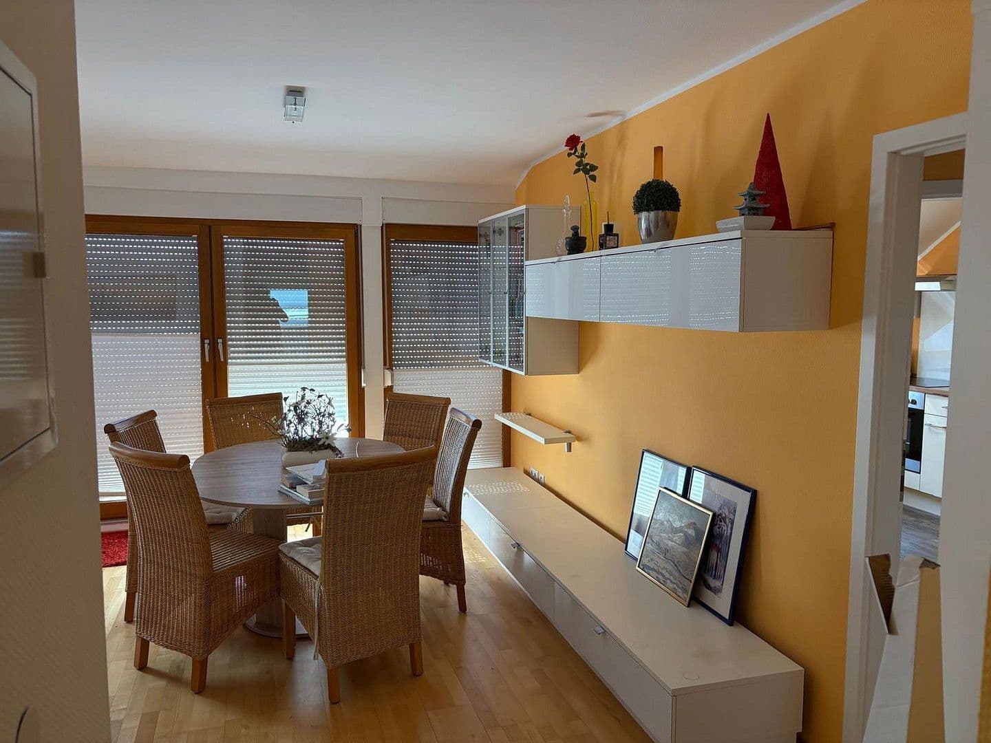 Prenájom bytu 3-izbový 85 m², Landau, Porýnie-Falcko Prenájom bytu 3-izbový 85 m², Landau, Porýnie-Falcko