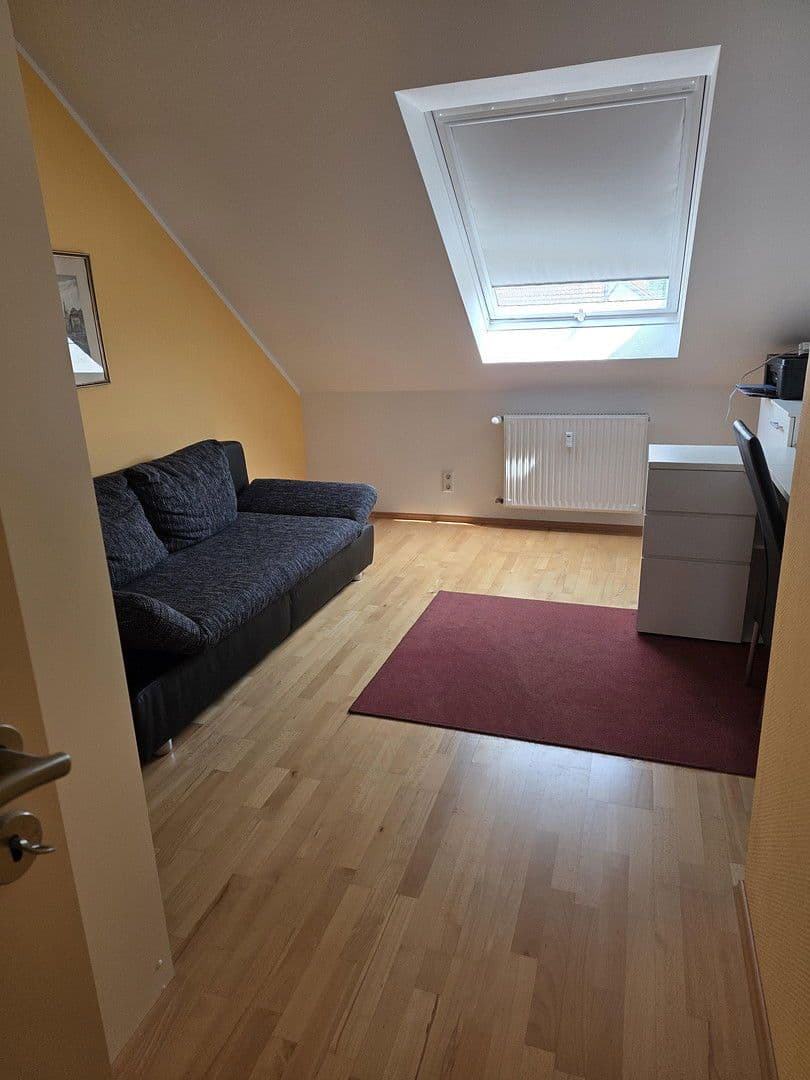 Prenájom bytu 3-izbový 85 m², Landau, Porýnie-Falcko Prenájom bytu 3-izbový 85 m², Landau, Porýnie-Falcko