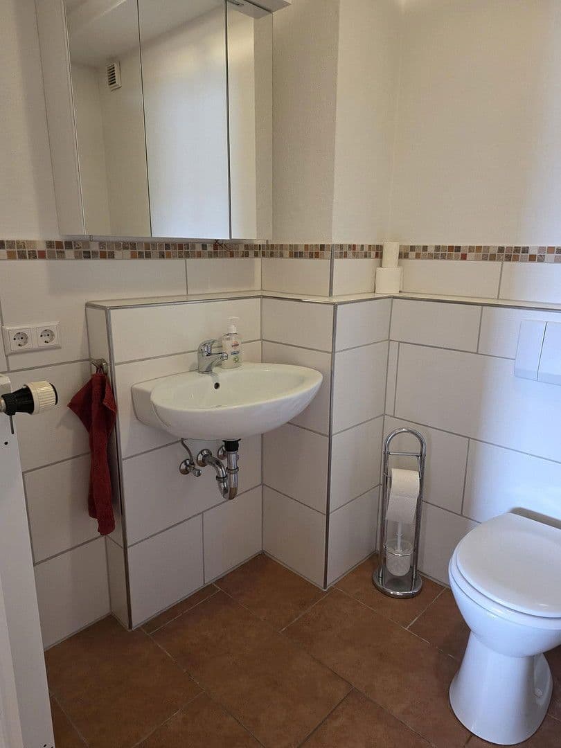 Prenájom bytu 3-izbový 85 m², Landau, Porýnie-Falcko Prenájom bytu 3-izbový 85 m², Landau, Porýnie-Falcko