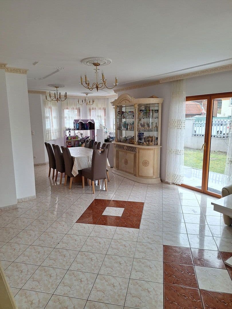 Predaj domu 110 m², pozemek 383 m², Winkeläckerstraße 14, Wien,Floridsdorf, Viedeň Predaj domu 110 m², pozemek 383 m², Winkeläckerstraße 14, Wien,Floridsdorf, Viedeň