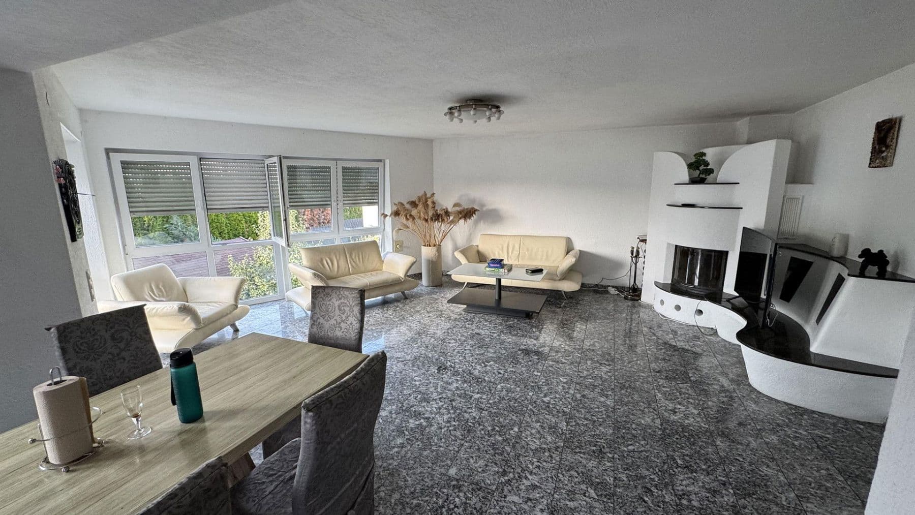 Predaj domu 386 m², pozemek 473 m², Niefern-Öschelbronn, Bádensko-Wurttembersko Predaj domu 386 m², pozemek 473 m², Niefern-Öschelbronn, Bádensko-Wurttembersko