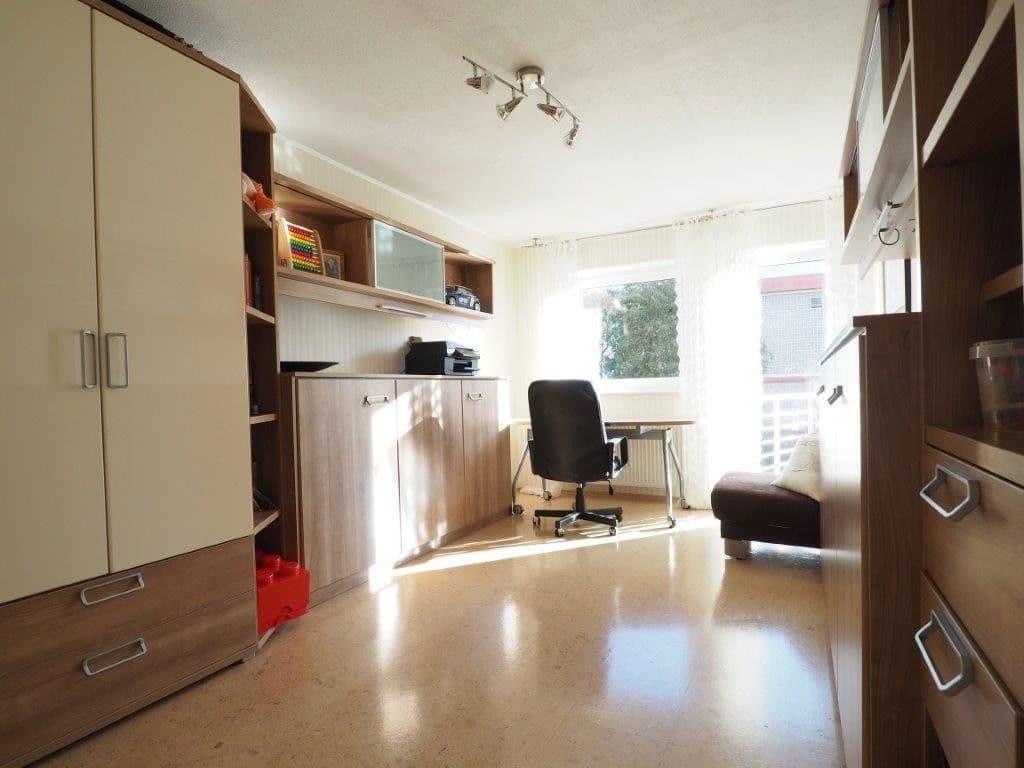 Predaj domu 386 m², pozemek 473 m², Niefern-Öschelbronn, Bádensko-Wurttembersko Predaj domu 386 m², pozemek 473 m², Niefern-Öschelbronn, Bádensko-Wurttembersko