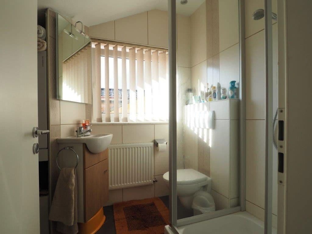 Predaj domu 386 m², pozemek 473 m², Niefern-Öschelbronn, Bádensko-Wurttembersko Predaj domu 386 m², pozemek 473 m², Niefern-Öschelbronn, Bádensko-Wurttembersko