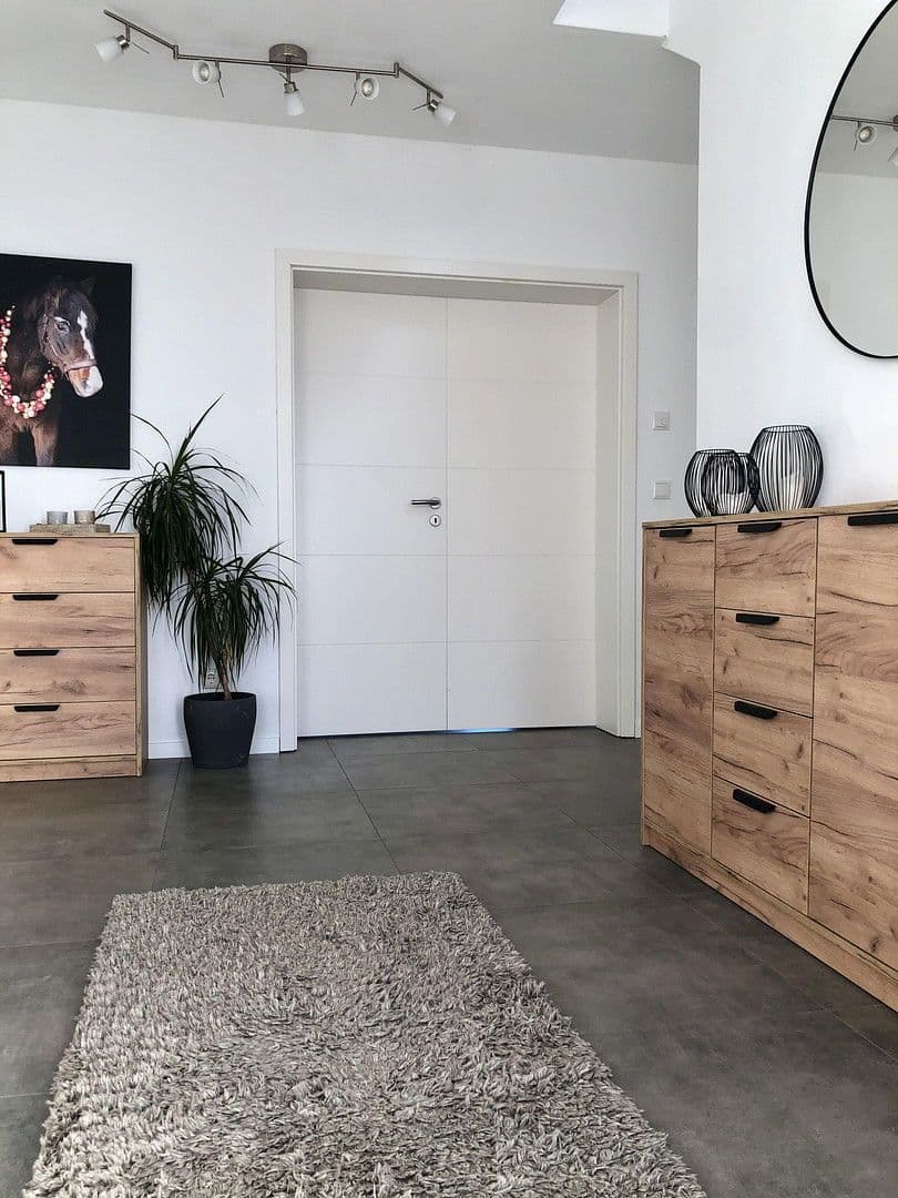 Predaj domu 230 m², pozemek 38.620 m², Oldenburg in Holstein, Šlezvicko-Holštajnsko Predaj domu 230 m², pozemek 38.620 m², Oldenburg in Holstein, Šlezvicko-Holštajnsko