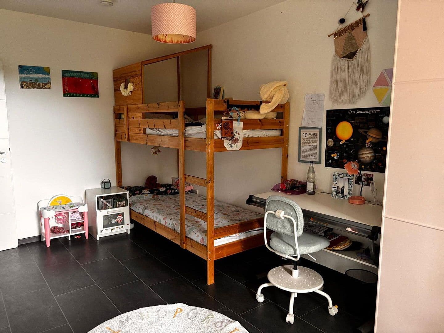 Predaj bytu 4-izbový 100 m², Allinger Straße 149, Puchheim, Bavorsko Predaj bytu 4-izbový 100 m², Allinger Straße 149, Puchheim, Bavorsko