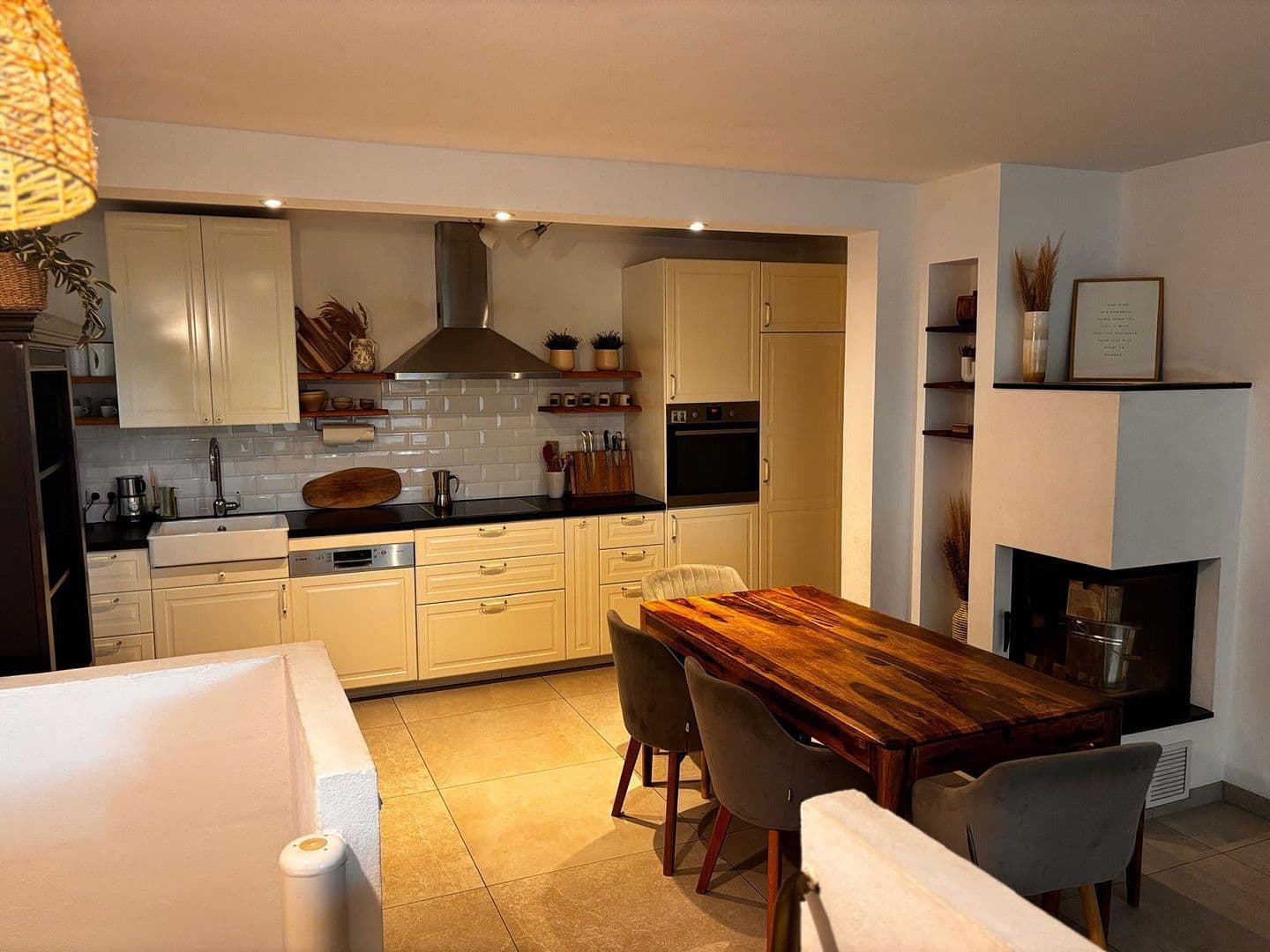 Predaj bytu 4-izbový 100 m², Allinger Straße 149, Puchheim, Bavorsko Predaj bytu 4-izbový 100 m², Allinger Straße 149, Puchheim, Bavorsko