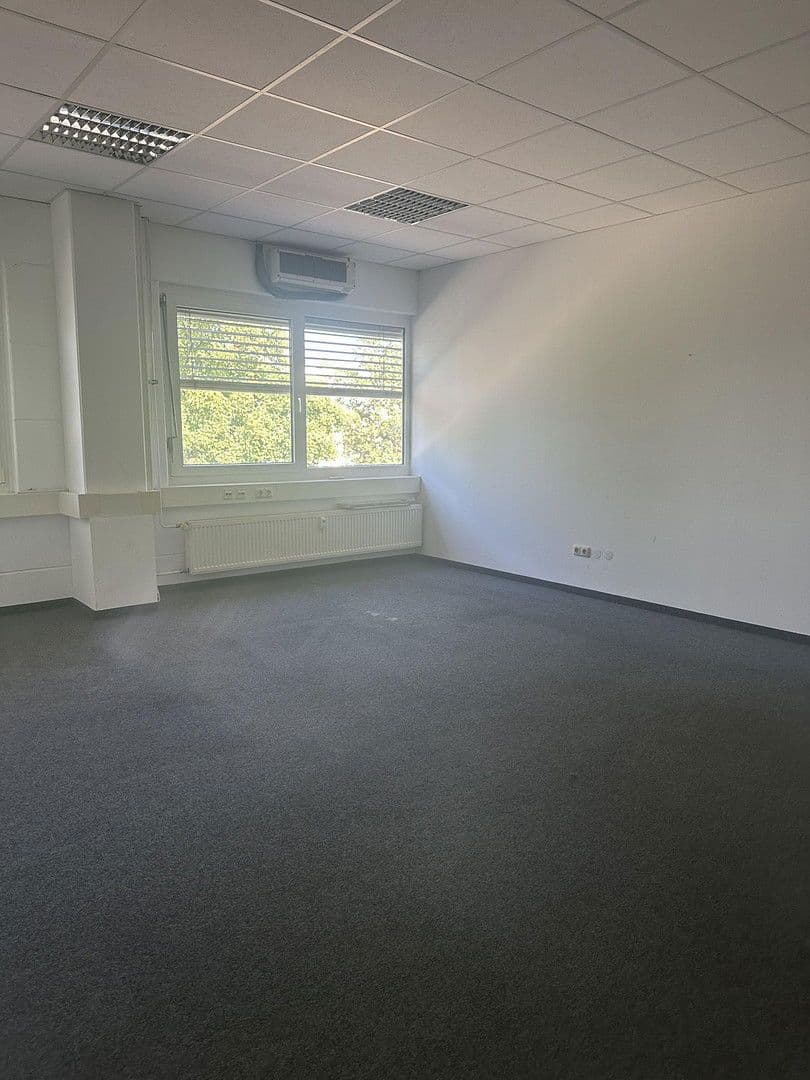 Prenájom kancelárie 270 m², Augsburg, Bavorsko Prenájom kancelárie 270 m², Augsburg, Bavorsko
