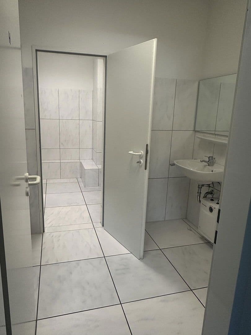 Prenájom kancelárie 270 m², Augsburg, Bavorsko Prenájom kancelárie 270 m², Augsburg, Bavorsko