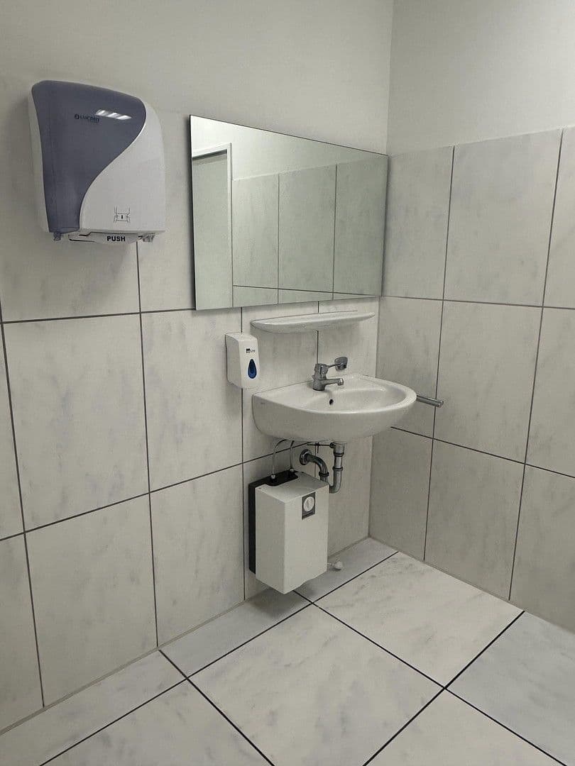 Prenájom kancelárie 270 m², Augsburg, Bavorsko Prenájom kancelárie 270 m², Augsburg, Bavorsko