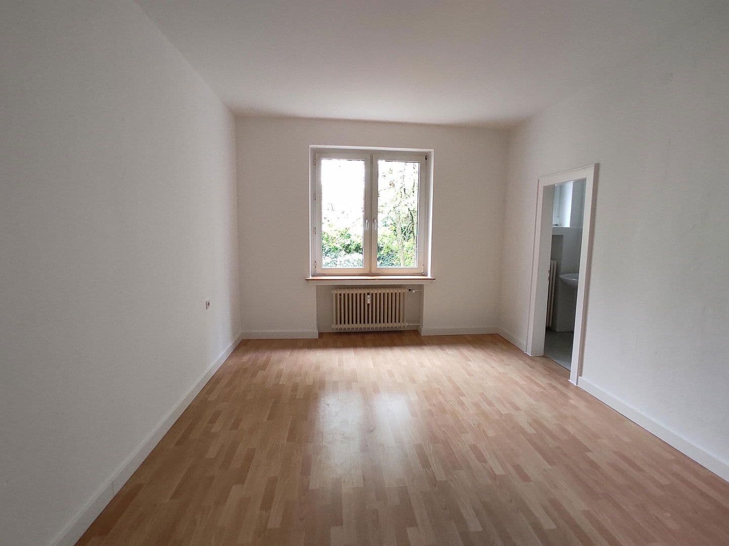 Predaj bytu 3-izbový 90 m², Hufelandstraße 34, Essen, Severné Porýnie - Westfálsko Predaj bytu 3-izbový 90 m², Hufelandstraße 34, Essen, Severné Porýnie - Westfálsko