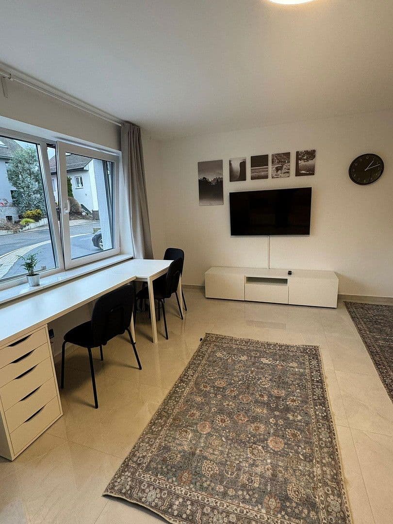 Prenájom bytu 1-izbový 33 m², Leverkusen, Severné Porýnie - Westfálsko Prenájom bytu 1-izbový 33 m², Leverkusen, Severné Porýnie - Westfálsko