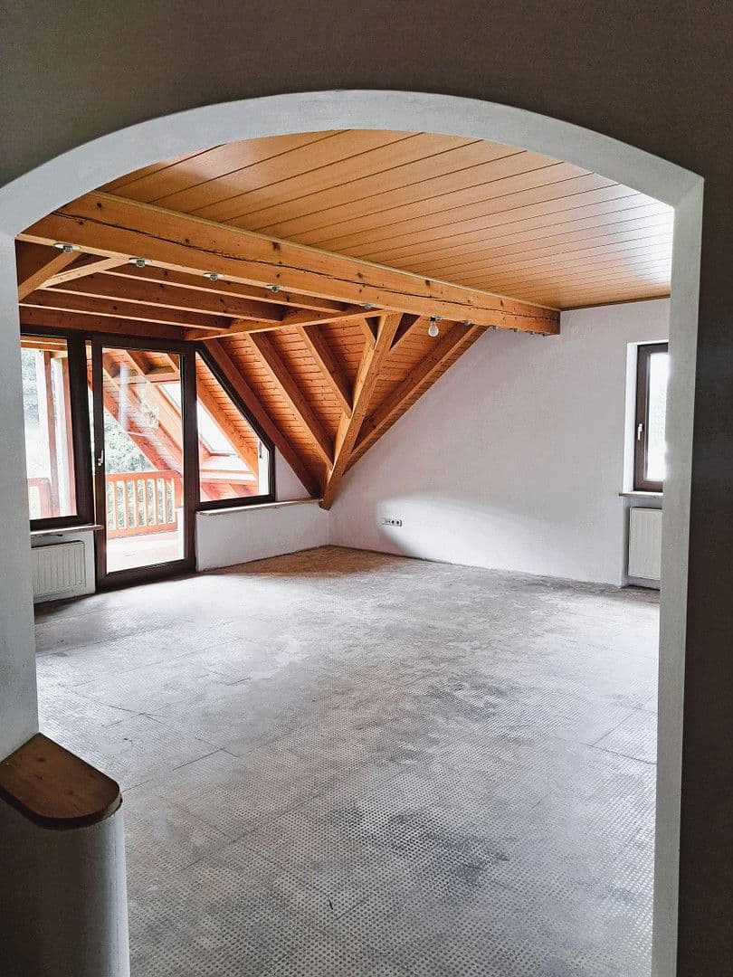 Predaj domu 235 m², pozemek 552 m², Wolfskehle, Kulmbach, Bavorsko Predaj domu 235 m², pozemek 552 m², Wolfskehle, Kulmbach, Bavorsko