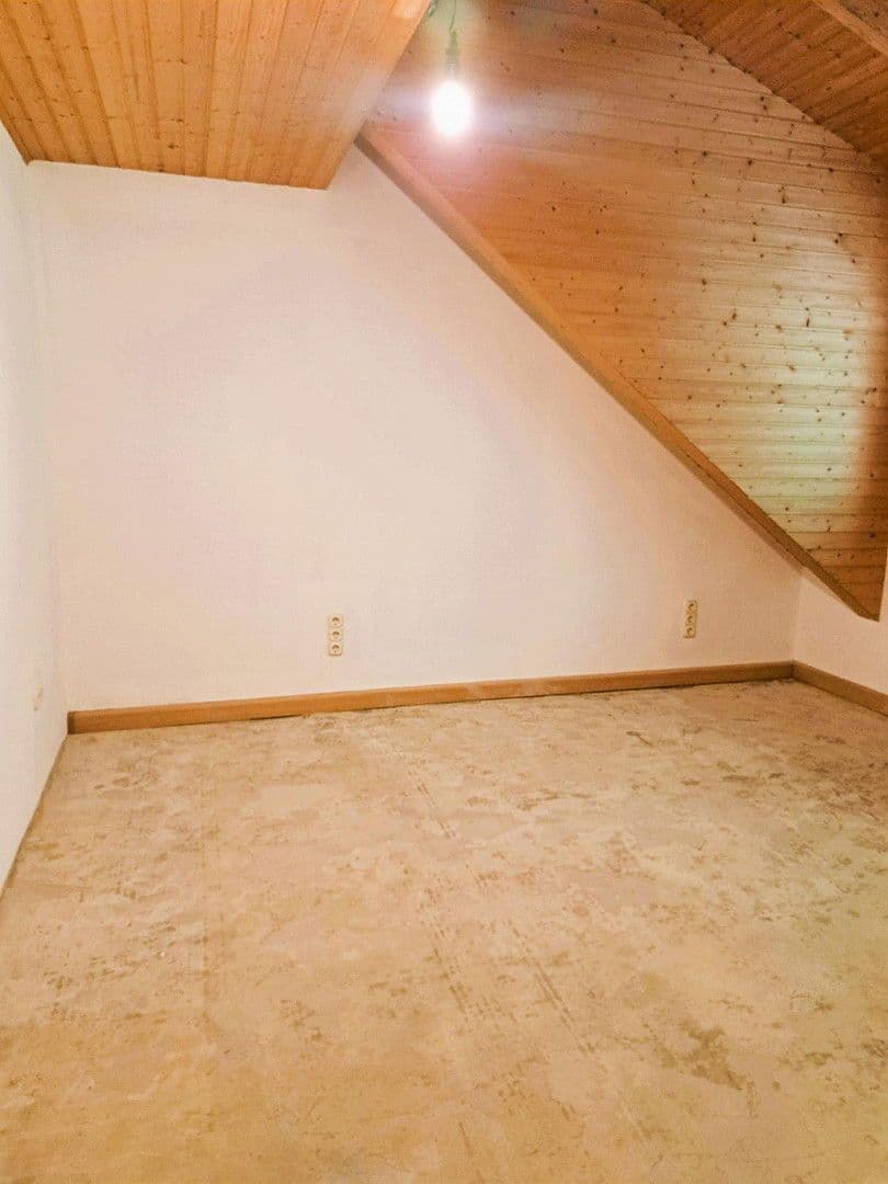 Predaj domu 235 m², pozemek 552 m², Wolfskehle, Kulmbach, Bavorsko Predaj domu 235 m², pozemek 552 m², Wolfskehle, Kulmbach, Bavorsko