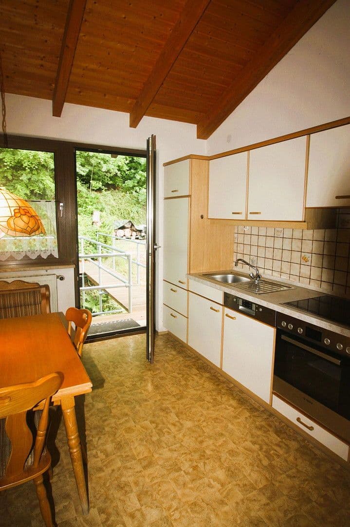 Predaj domu 235 m², pozemek 552 m², Wolfskehle, Kulmbach, Bavorsko Predaj domu 235 m², pozemek 552 m², Wolfskehle, Kulmbach, Bavorsko