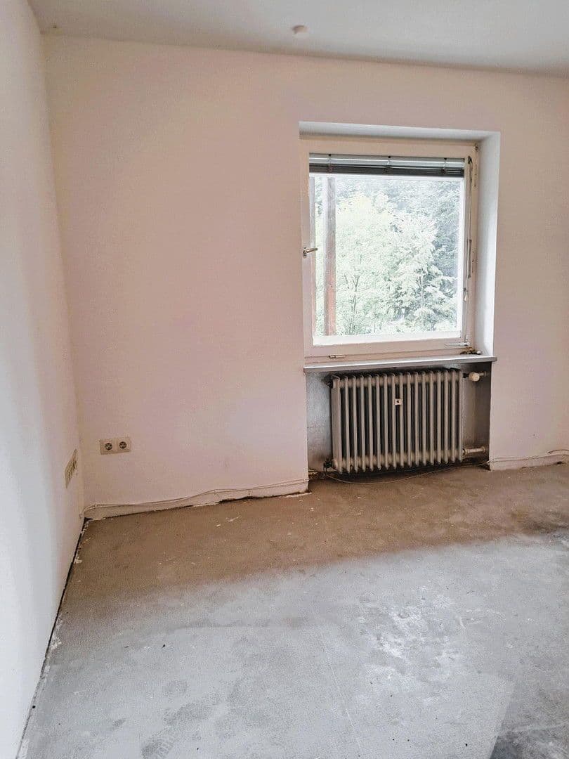 Predaj domu 235 m², pozemek 552 m², Wolfskehle, Kulmbach, Bavorsko Predaj domu 235 m², pozemek 552 m², Wolfskehle, Kulmbach, Bavorsko