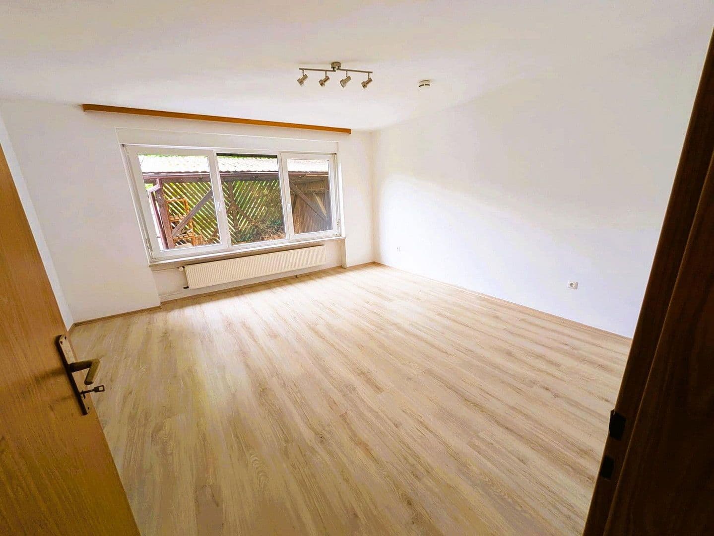 Predaj domu 235 m², pozemek 552 m², Wolfskehle, Kulmbach, Bavorsko Predaj domu 235 m², pozemek 552 m², Wolfskehle, Kulmbach, Bavorsko