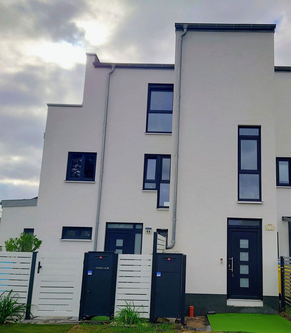 Predaj bytu 3-izbový 73 m², Strehlener Str. 4a, Berlin, Berlín Predaj bytu 3-izbový 73 m², Strehlener Str. 4a, Berlin, Berlín