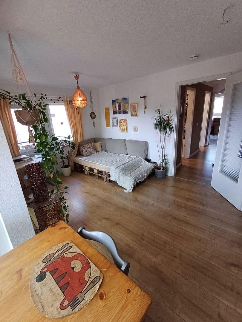 Predaj domu 357 m², pozemek 573 m², Falkensee, Brandenbursko Predaj domu 357 m², pozemek 573 m², Falkensee, Brandenbursko