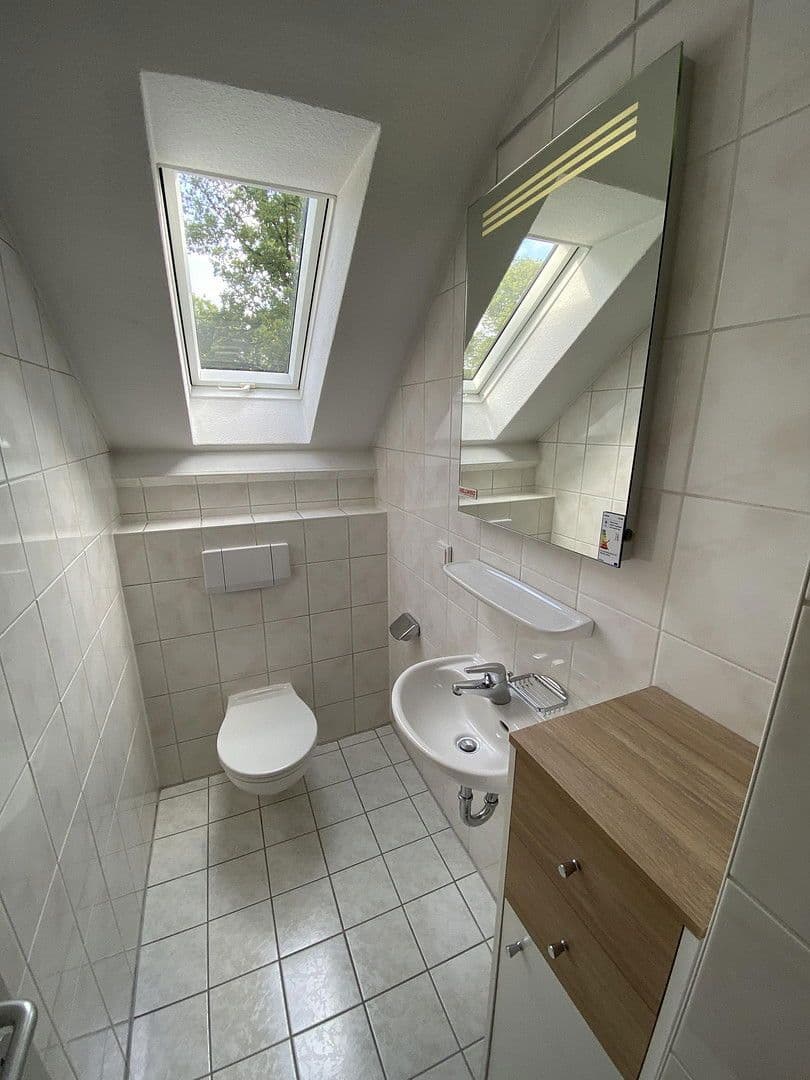 Predaj domu 357 m², pozemek 573 m², Falkensee, Brandenbursko Predaj domu 357 m², pozemek 573 m², Falkensee, Brandenbursko