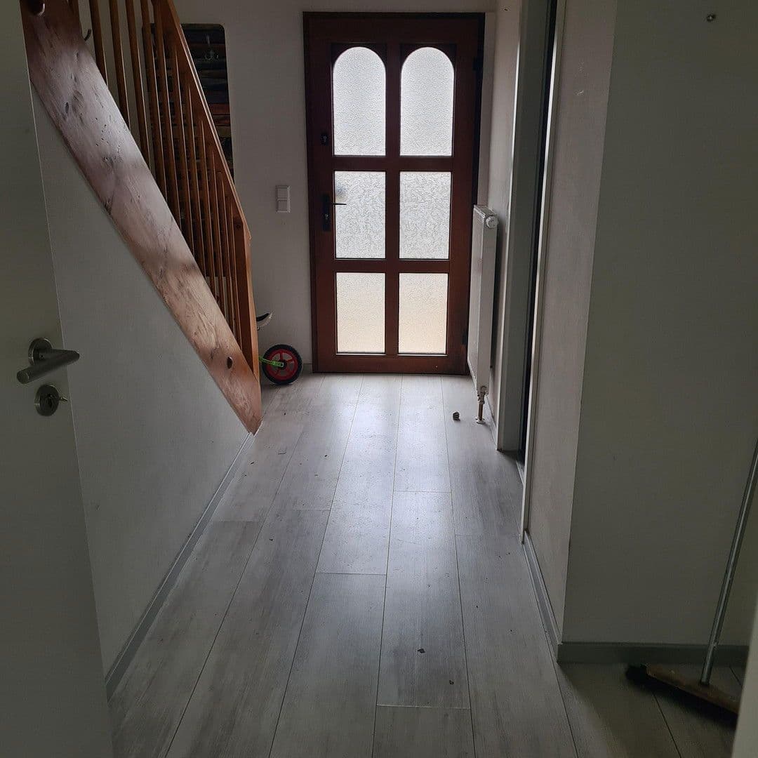 Predaj domu 90 m², pozemek 197 m², Hauffstraße 48/1, Pfullingen, Bádensko-Wurttembersko Predaj domu 90 m², pozemek 197 m², Hauffstraße 48/1, Pfullingen, Bádensko-Wurttembersko