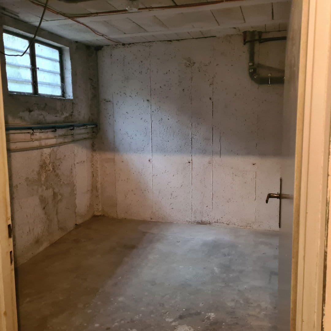 Predaj domu 90 m², pozemek 197 m², Hauffstraße 48/1, Pfullingen, Bádensko-Wurttembersko Predaj domu 90 m², pozemek 197 m², Hauffstraße 48/1, Pfullingen, Bádensko-Wurttembersko