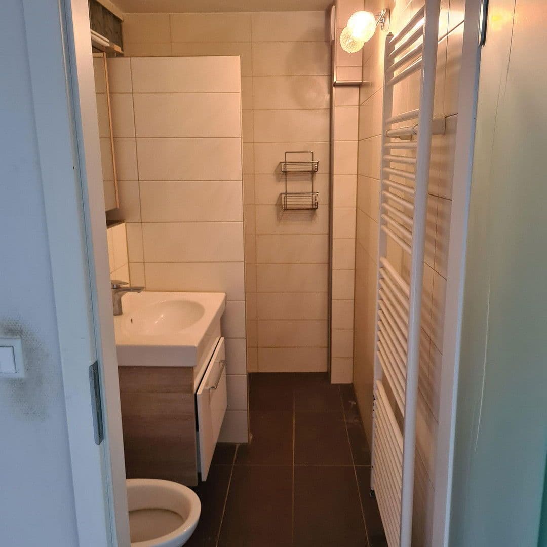 Predaj domu 90 m², pozemek 197 m², Hauffstraße 48/1, Pfullingen, Bádensko-Wurttembersko Predaj domu 90 m², pozemek 197 m², Hauffstraße 48/1, Pfullingen, Bádensko-Wurttembersko