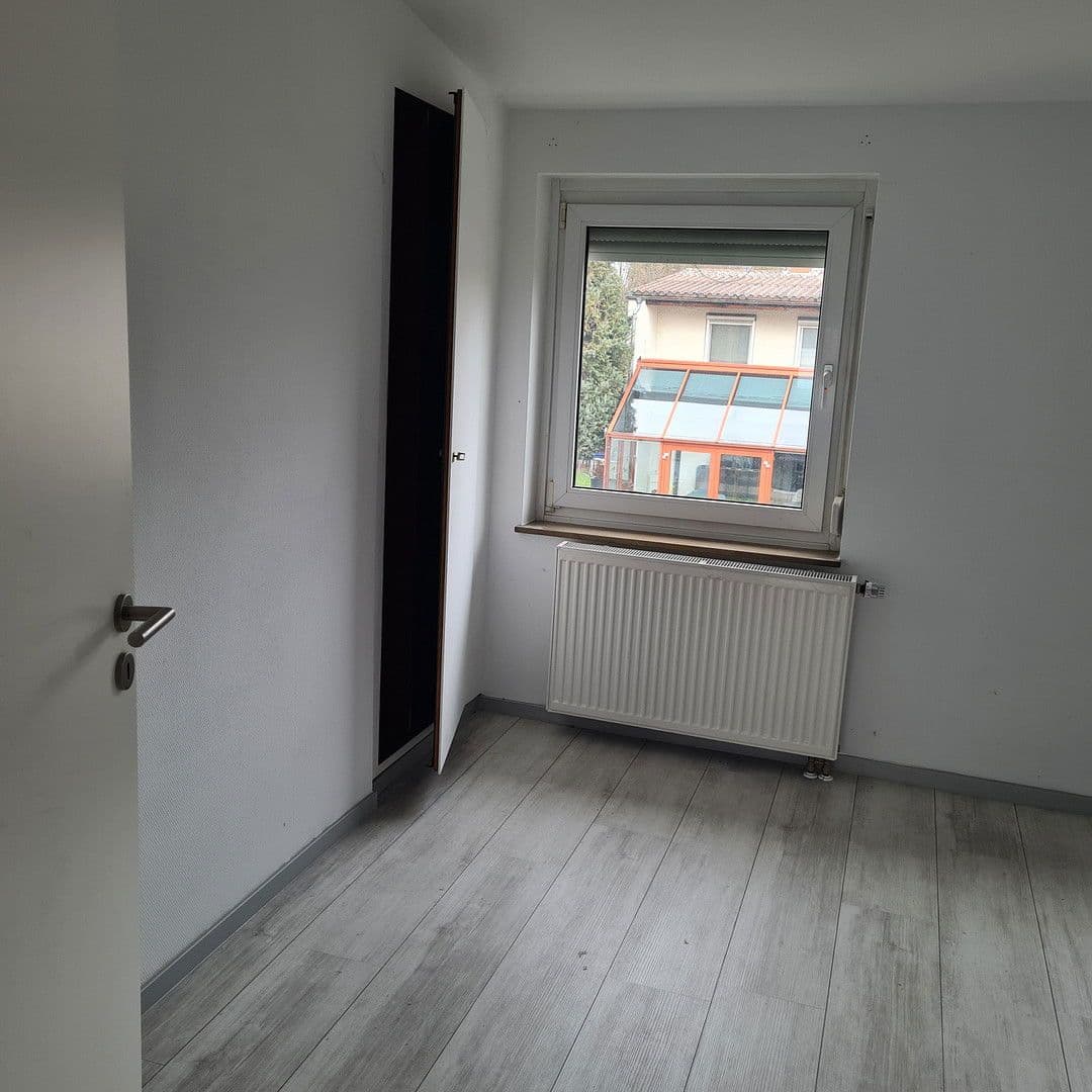 Predaj domu 90 m², pozemek 197 m², Hauffstraße 48/1, Pfullingen, Bádensko-Wurttembersko Predaj domu 90 m², pozemek 197 m², Hauffstraße 48/1, Pfullingen, Bádensko-Wurttembersko