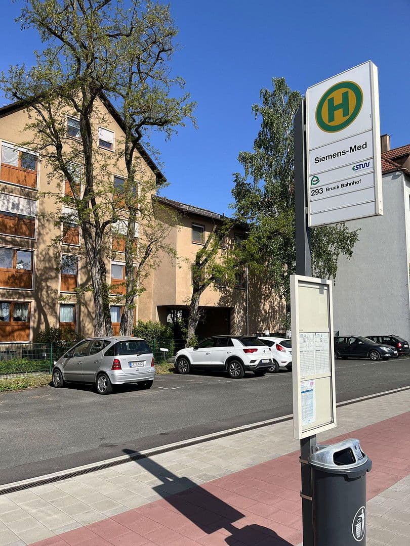 Prenájom bytu 3-izbový 90 m², Mozartstraße 69, Erlangen, Bavorsko Prenájom bytu 3-izbový 90 m², Mozartstraße 69, Erlangen, Bavorsko