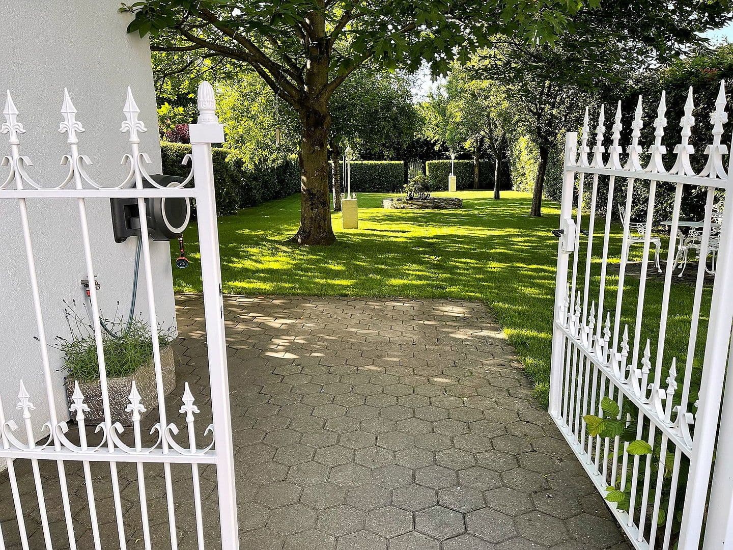 Predaj domu 280 m², pozemek 1.223 m², Dortmund, Severné Porýnie - Westfálsko Predaj domu 280 m², pozemek 1.223 m², Dortmund, Severné Porýnie - Westfálsko