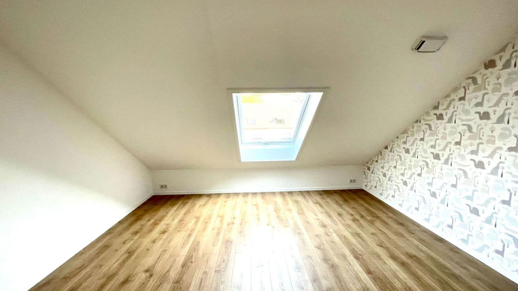 Prenájom domu 145 m², pozemek 483 m², Heimstraße, Alsdorf, Severné Porýnie - Westfálsko Prenájom domu 145 m², pozemek 483 m², Heimstraße, Alsdorf, Severné Porýnie - Westfálsko