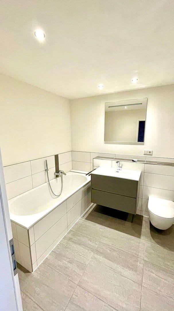 Prenájom domu 145 m², pozemek 483 m², Heimstraße, Alsdorf, Severné Porýnie - Westfálsko Prenájom domu 145 m², pozemek 483 m², Heimstraße, Alsdorf, Severné Porýnie - Westfálsko