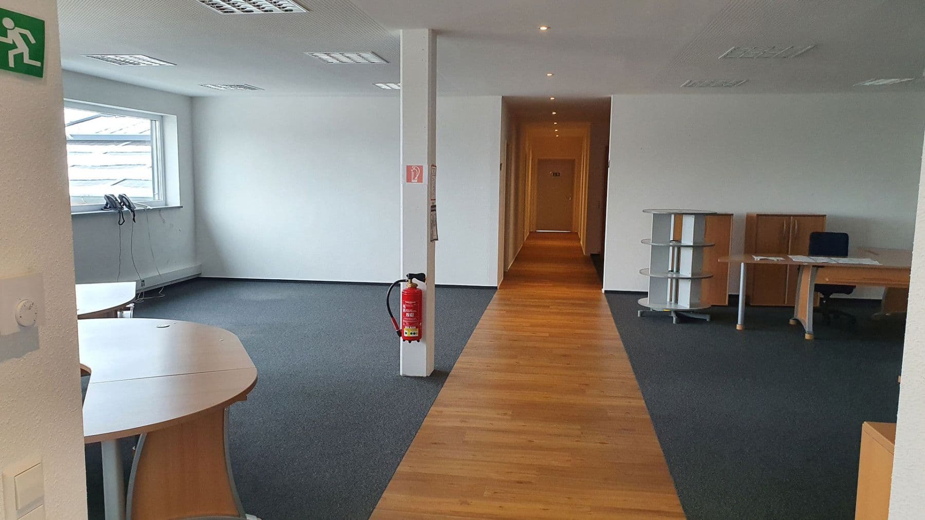Prenájom kancelárie 345 m², Pfaffenweg 22, Neu-Ulm, Bavorsko Prenájom kancelárie 345 m², Pfaffenweg 22, Neu-Ulm, Bavorsko