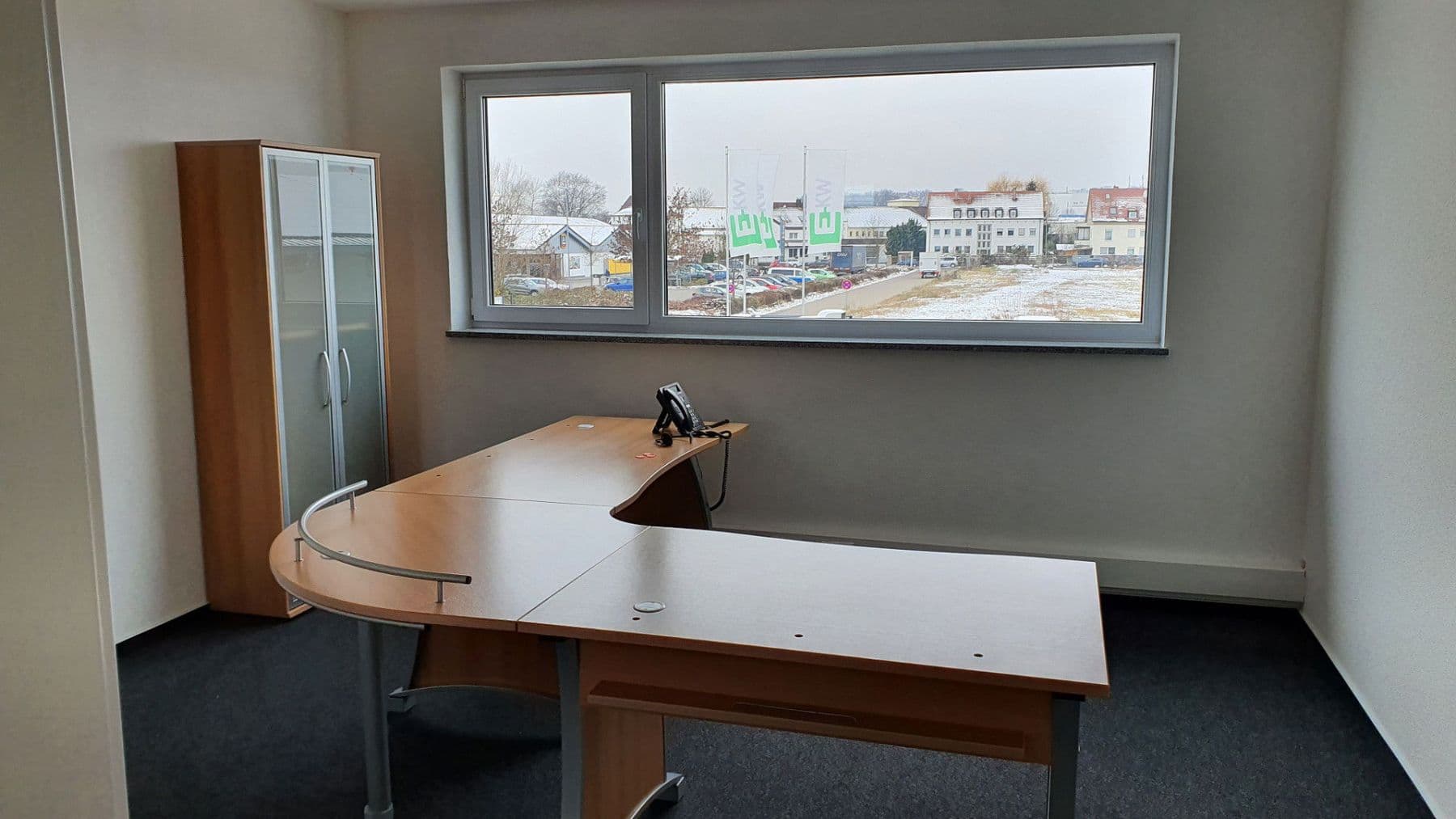 Prenájom kancelárie 345 m², Pfaffenweg 22, Neu-Ulm, Bavorsko Prenájom kancelárie 345 m², Pfaffenweg 22, Neu-Ulm, Bavorsko