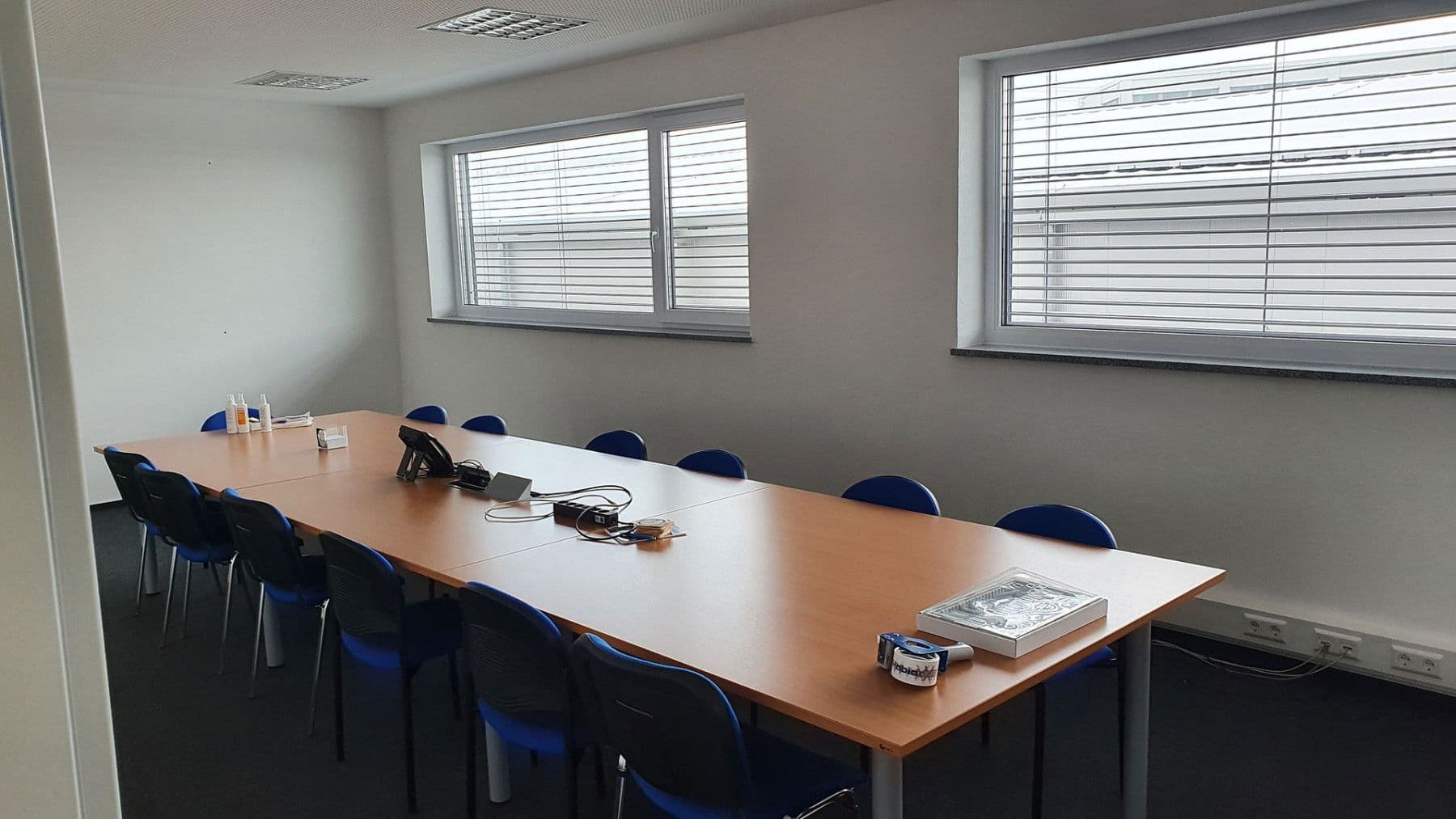 Prenájom kancelárie 345 m², Pfaffenweg 22, Neu-Ulm, Bavorsko Prenájom kancelárie 345 m², Pfaffenweg 22, Neu-Ulm, Bavorsko