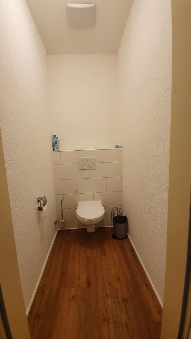 Prenájom kancelárie 345 m², Pfaffenweg 22, Neu-Ulm, Bavorsko Prenájom kancelárie 345 m², Pfaffenweg 22, Neu-Ulm, Bavorsko