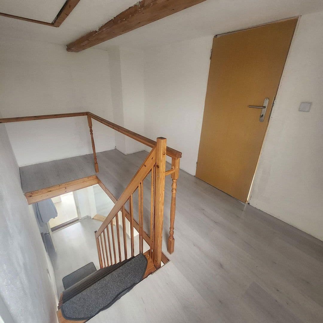 Prenájom domu 90 m², pozemek 370 m², Muldenthalstraße 17b, Großschirma, Sasko Prenájom domu 90 m², pozemek 370 m², Muldenthalstraße 17b, Großschirma, Sasko