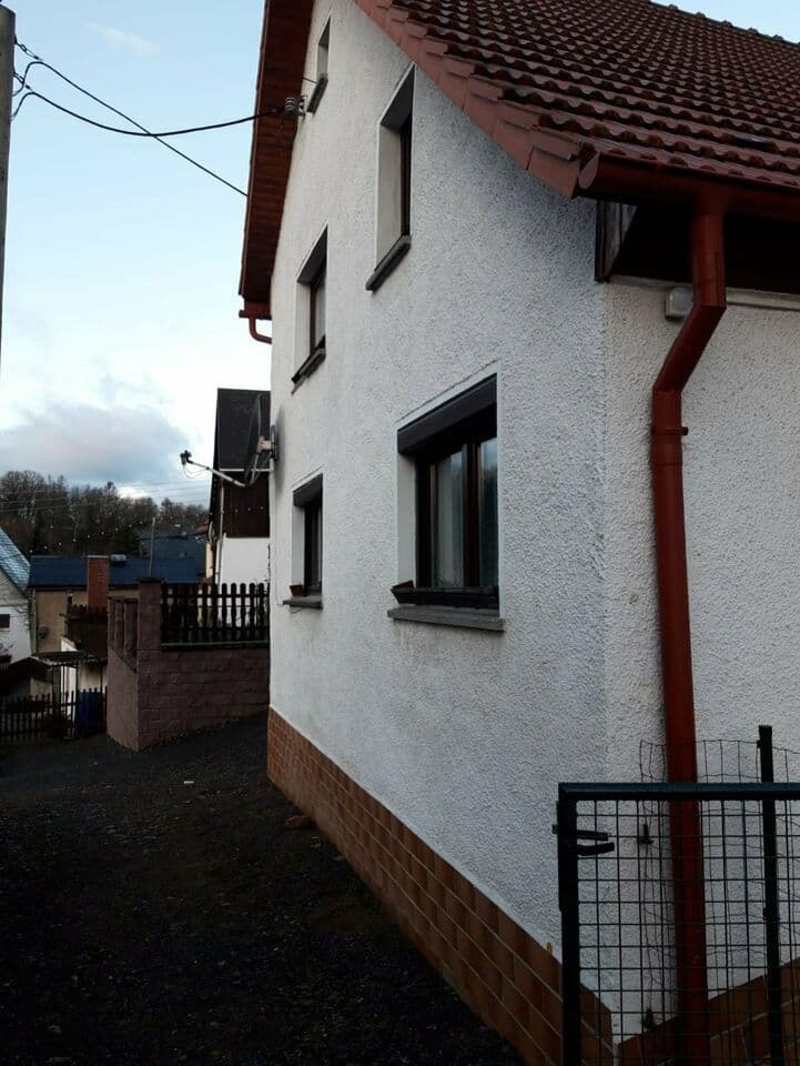 Prenájom domu 90 m², pozemek 370 m², Muldenthalstraße 17b, Großschirma, Sasko Prenájom domu 90 m², pozemek 370 m², Muldenthalstraße 17b, Großschirma, Sasko