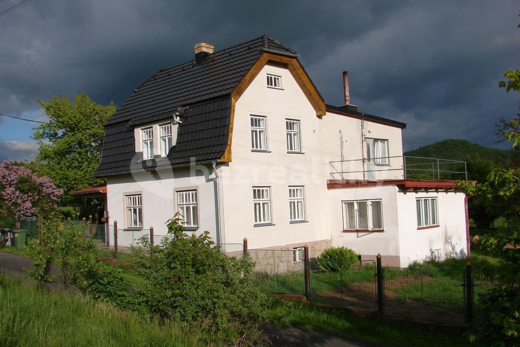 Prenájom bytu 1-izbový 30 m², Staré Křečany, Ústecký kraj Prenájom bytu 1-izbový 30 m², Staré Křečany, Ústecký kraj