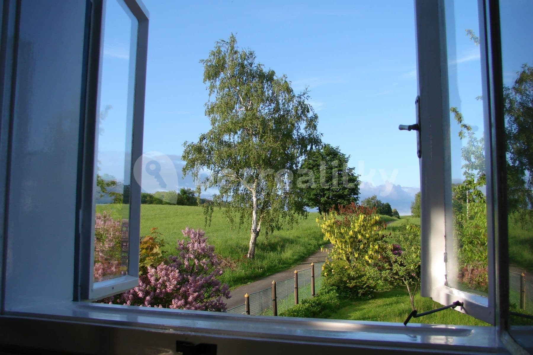 Prenájom bytu 1-izbový 30 m², Staré Křečany, Ústecký kraj Prenájom bytu 1-izbový 30 m², Staré Křečany, Ústecký kraj