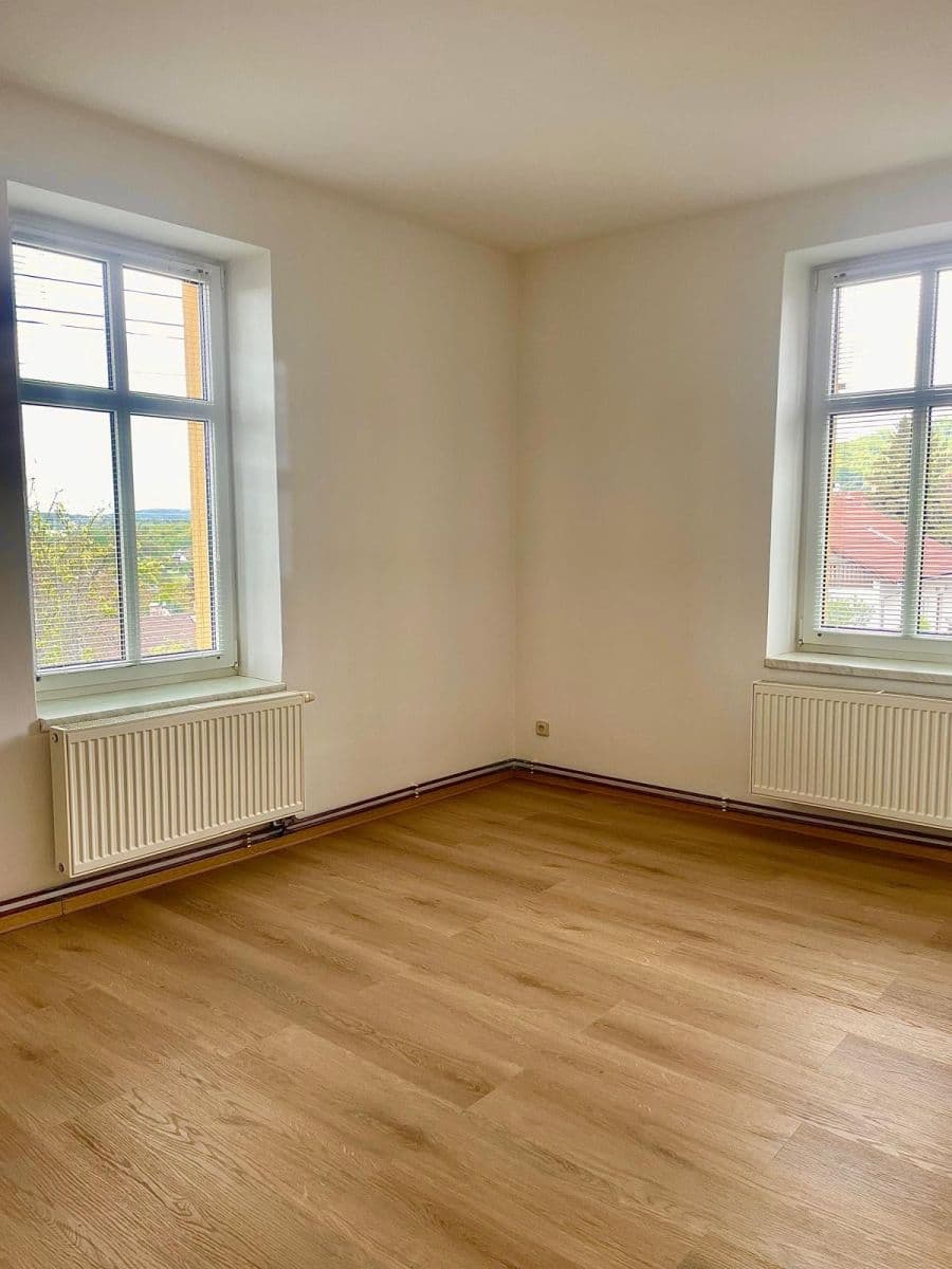 Prenájom bytu 3-izbový 80 m², Staškova, Liberec, Liberecký kraj Prenájom bytu 3-izbový 80 m², Staškova, Liberec, Liberecký kraj