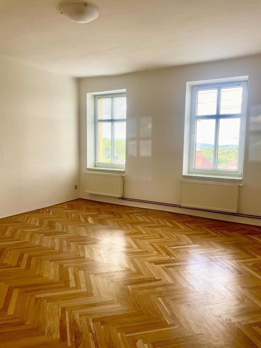 Prenájom bytu 3-izbový 80 m², Staškova, Liberec, Liberecký kraj Prenájom bytu 3-izbový 80 m², Staškova, Liberec, Liberecký kraj