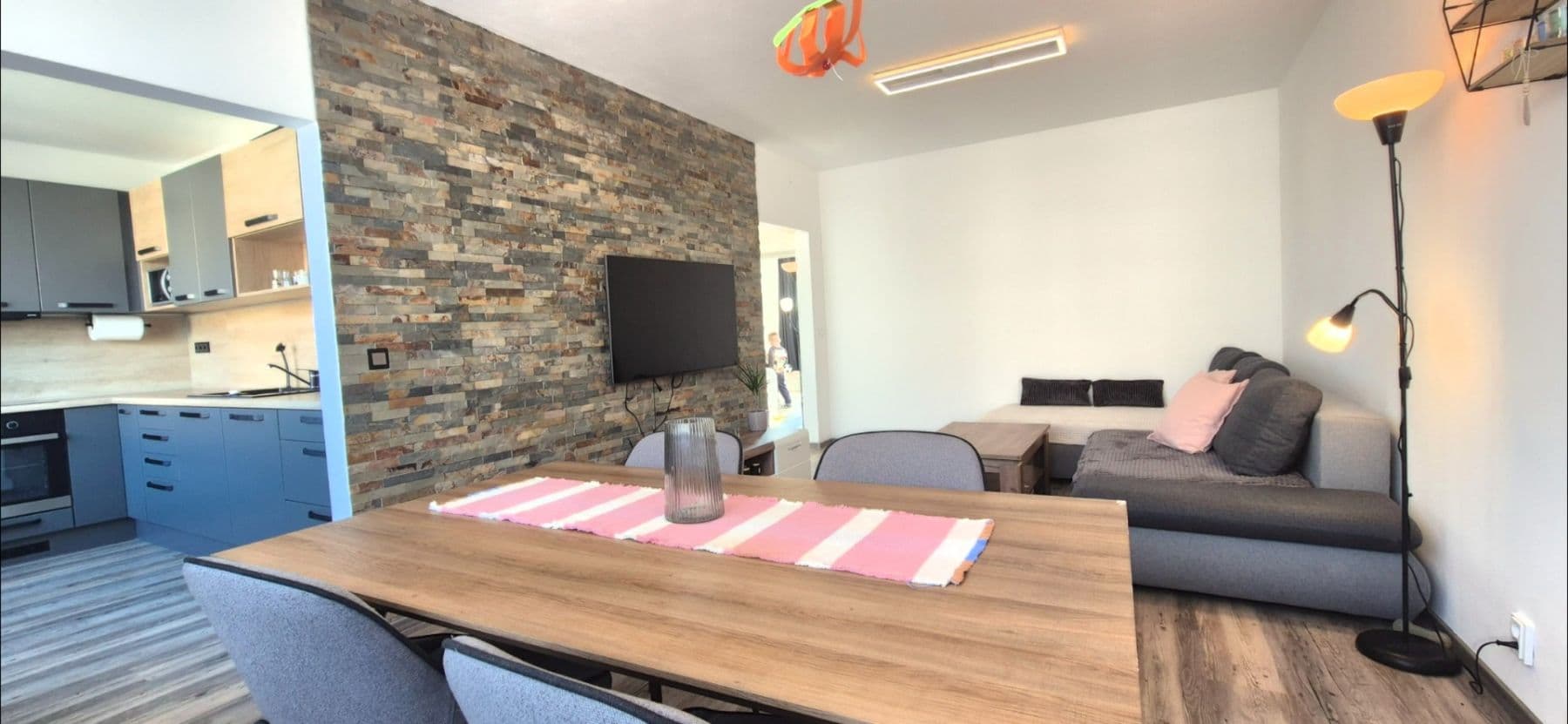 Prenájom bytu 3-izbový 71 m², Nábřeží, Napajedla, Zlínský kraj Prenájom bytu 3-izbový 71 m², Nábřeží, Napajedla, Zlínský kraj