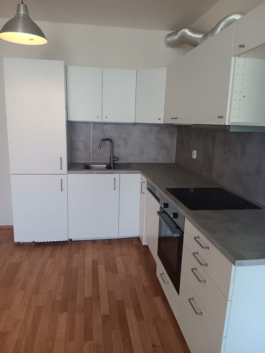 Prenájom bytu 2-izbový 58 m², Honzíkova, Praha, Praha Prenájom bytu 2-izbový 58 m², Honzíkova, Praha, Praha