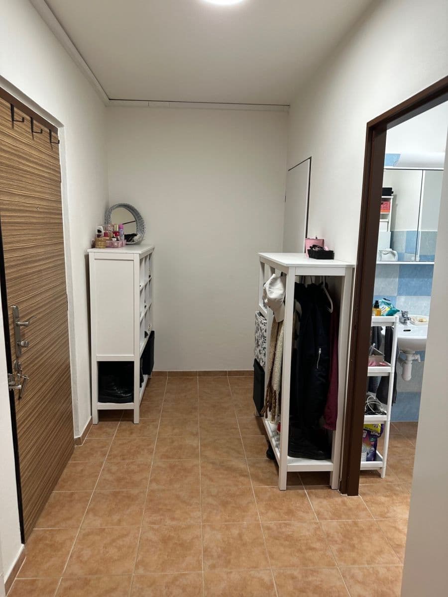 Prenájom bytu 3-izbový 68 m², Křejpského, Praha, Praha Prenájom bytu 3-izbový 68 m², Křejpského, Praha, Praha